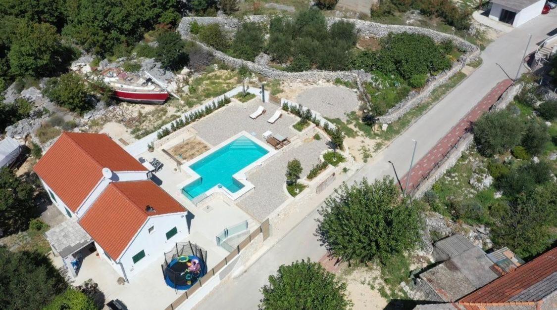 Lavanda New! Heated Pool